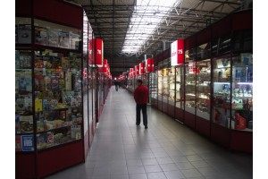 Где лучше купить автосигнализацию: в магазине или там, где ее сразу установят?