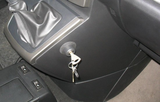 Бесштыревой блокиратор МКПП Гарант Консул для Mazda 5 2007-2011